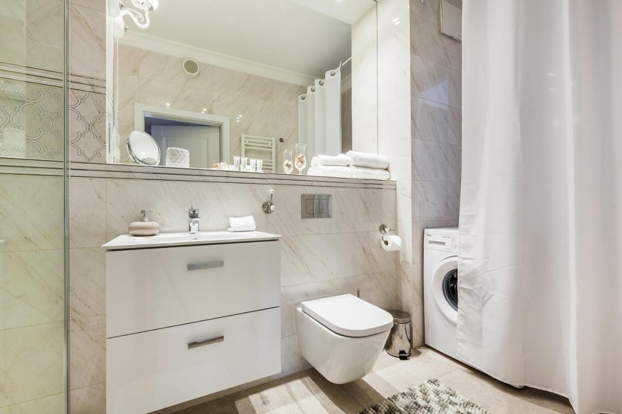 Uroczy Apartament No1 W ,, Sercu Starego Miasta Wyspa Spichrzow,, Gdańsk Eksteriør billede